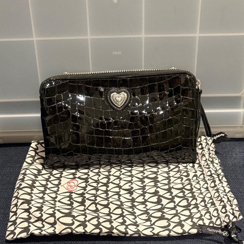 Black Patent Croc-Embossed Clutch with Optional Crossbody Strap